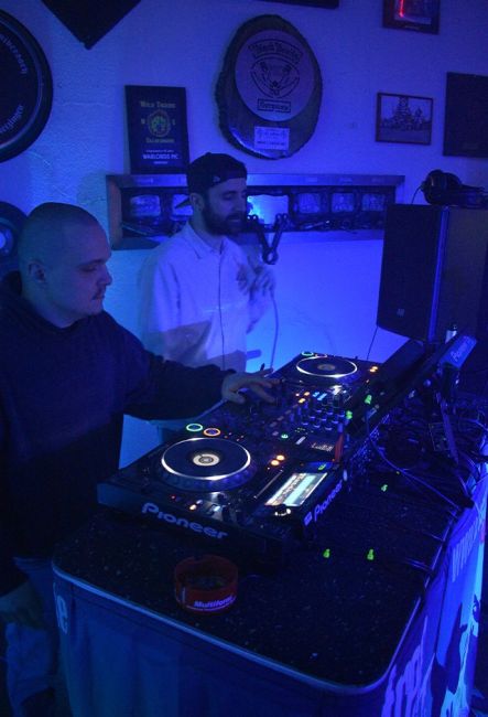 Straight Vision   WL 12