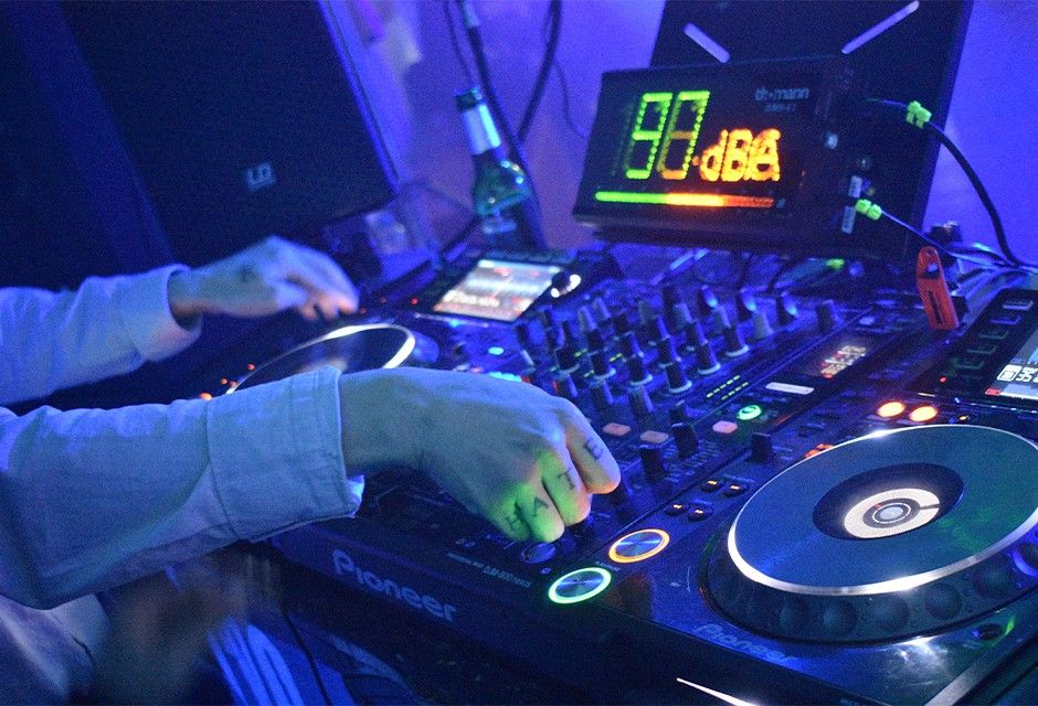 Straight Vision   WL 16